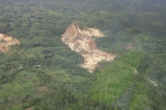 Tumbi-komo-hela-2012_landslides
